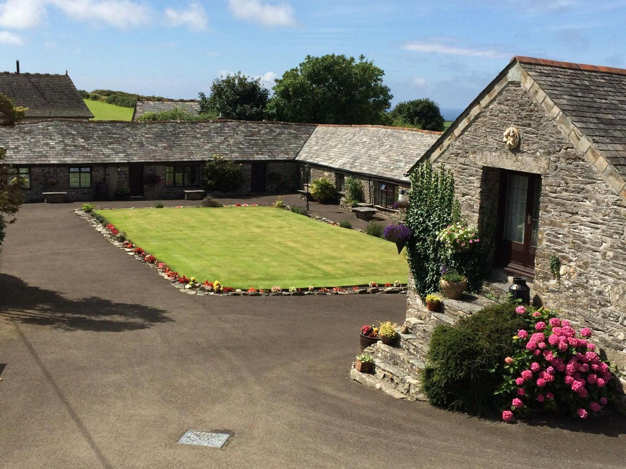 Courtyard Farm Cottages Boscastle Eksteriør bilde